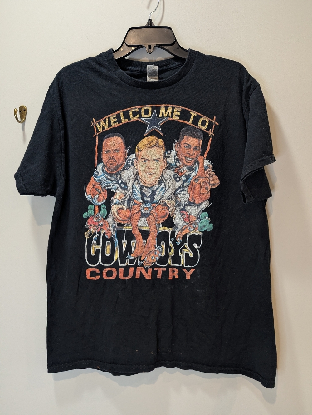 Vintage Welcome To Cowboys Country Gildan 100% Cotton Tee Shirt Size L Dallas
